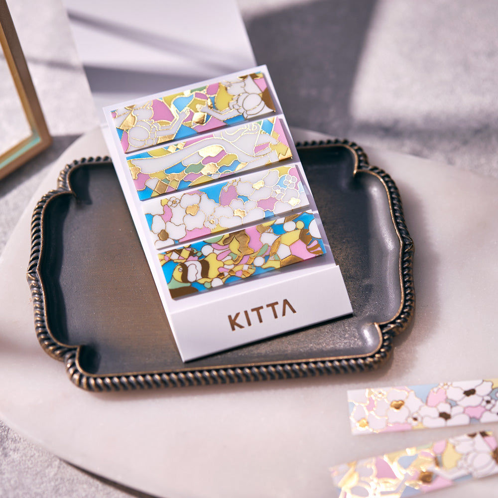 KITTA Clear stickers placed on a tray
