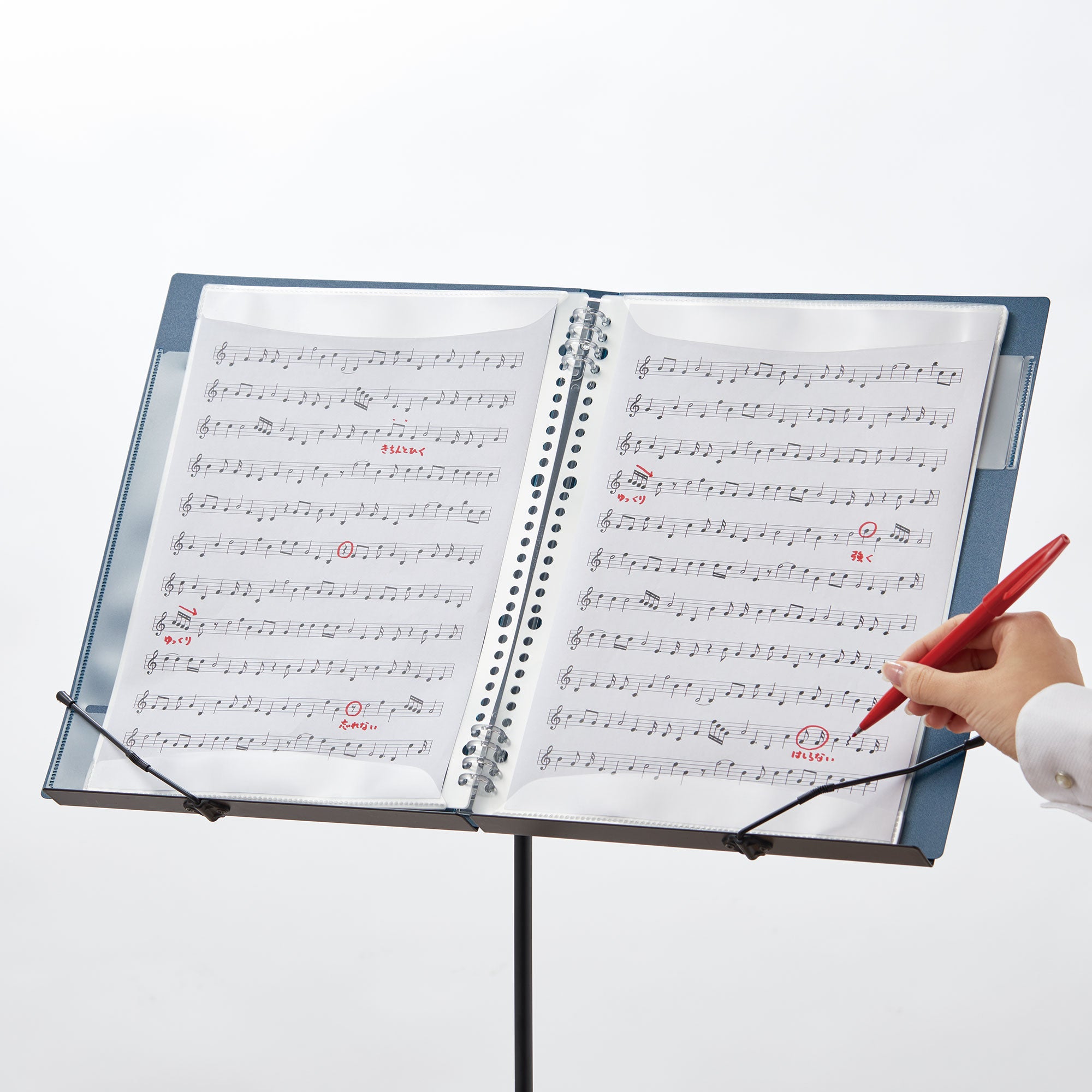 KAKIKO ring binder with writable pockets that can be added, removed, and rearranged without taking out documents