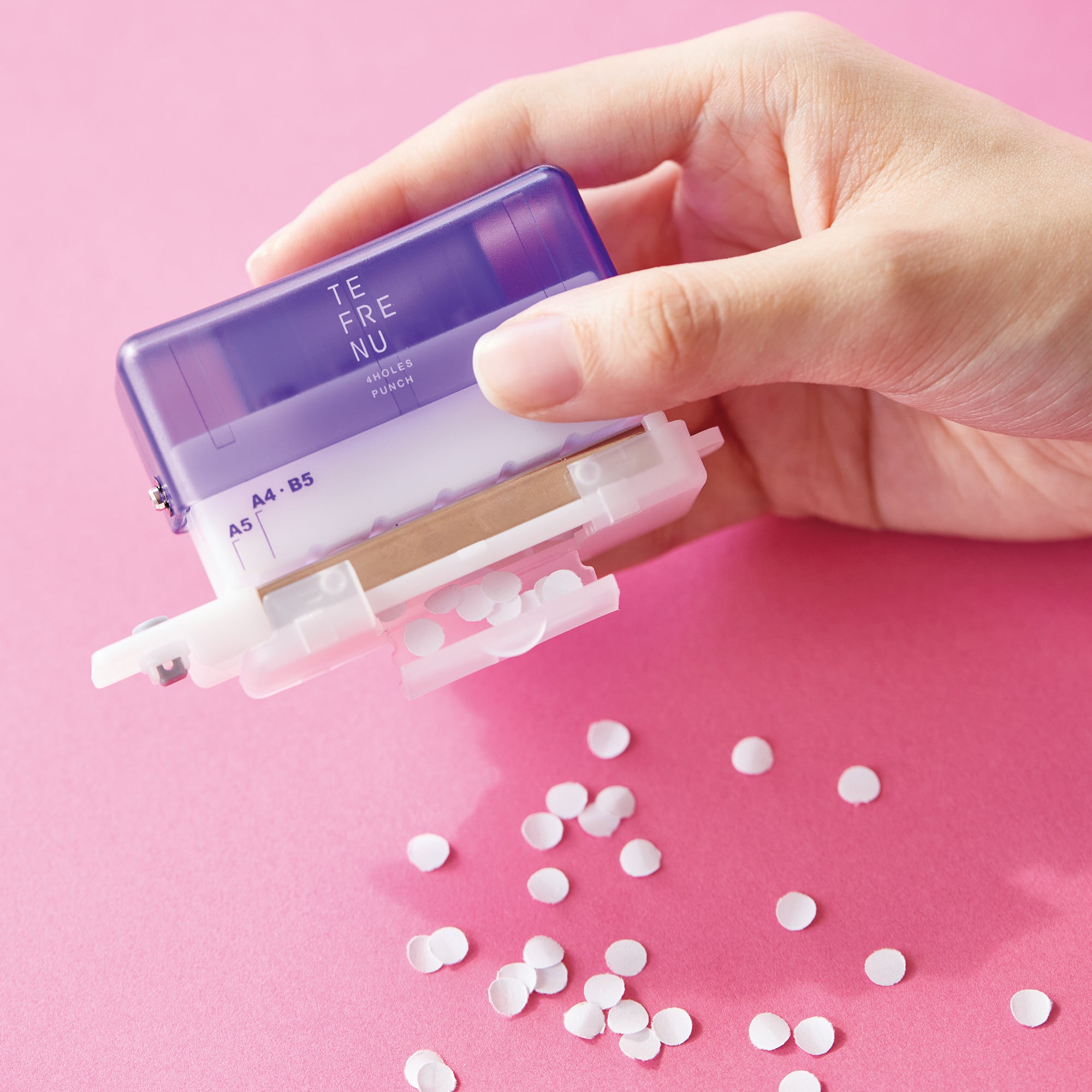 TEFRENU 4-hole Punch